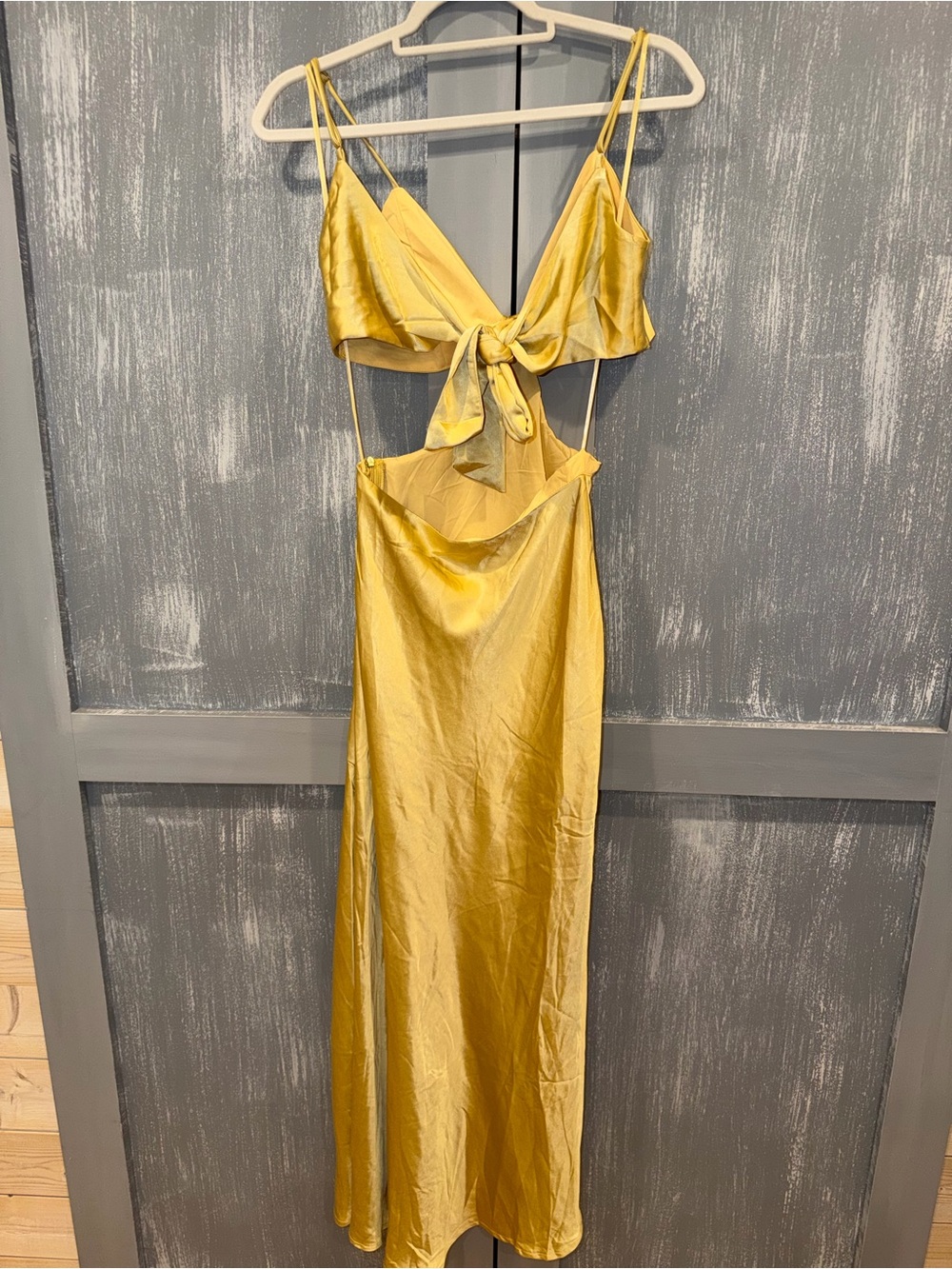 Selfie Leslie Acapulco Cami Strap Tied Back Satin Maxi Dress Lemon Yellow S - Picture 7 of 8